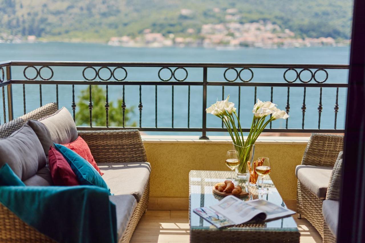 Ferienwohnung Iva'S Sea View Balcony Kotor Exterior foto